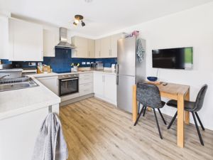 Kitchen- click for photo gallery